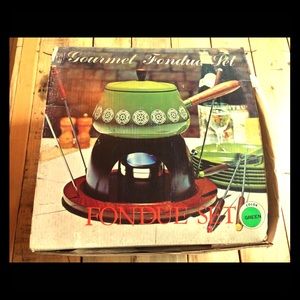 Vintage Green Fondue Set Never Used In Packaging